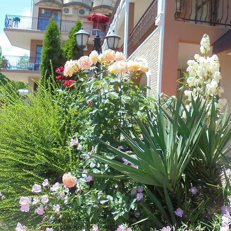 Byala Perla Family Hotel