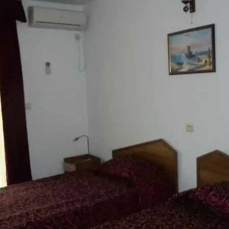 Byala Perla Family Hotel 2*
